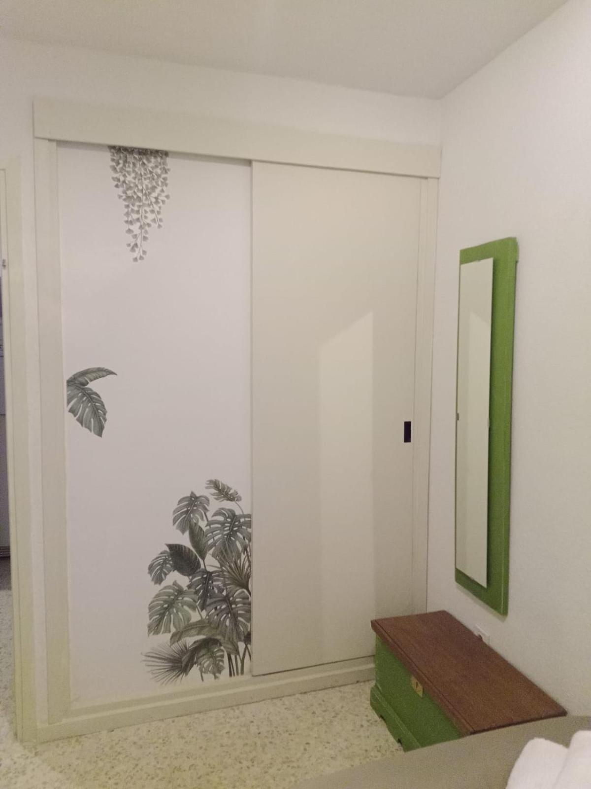 Playa De Madrid Apartment San Martin de Valdeiglesias Bagian luar foto