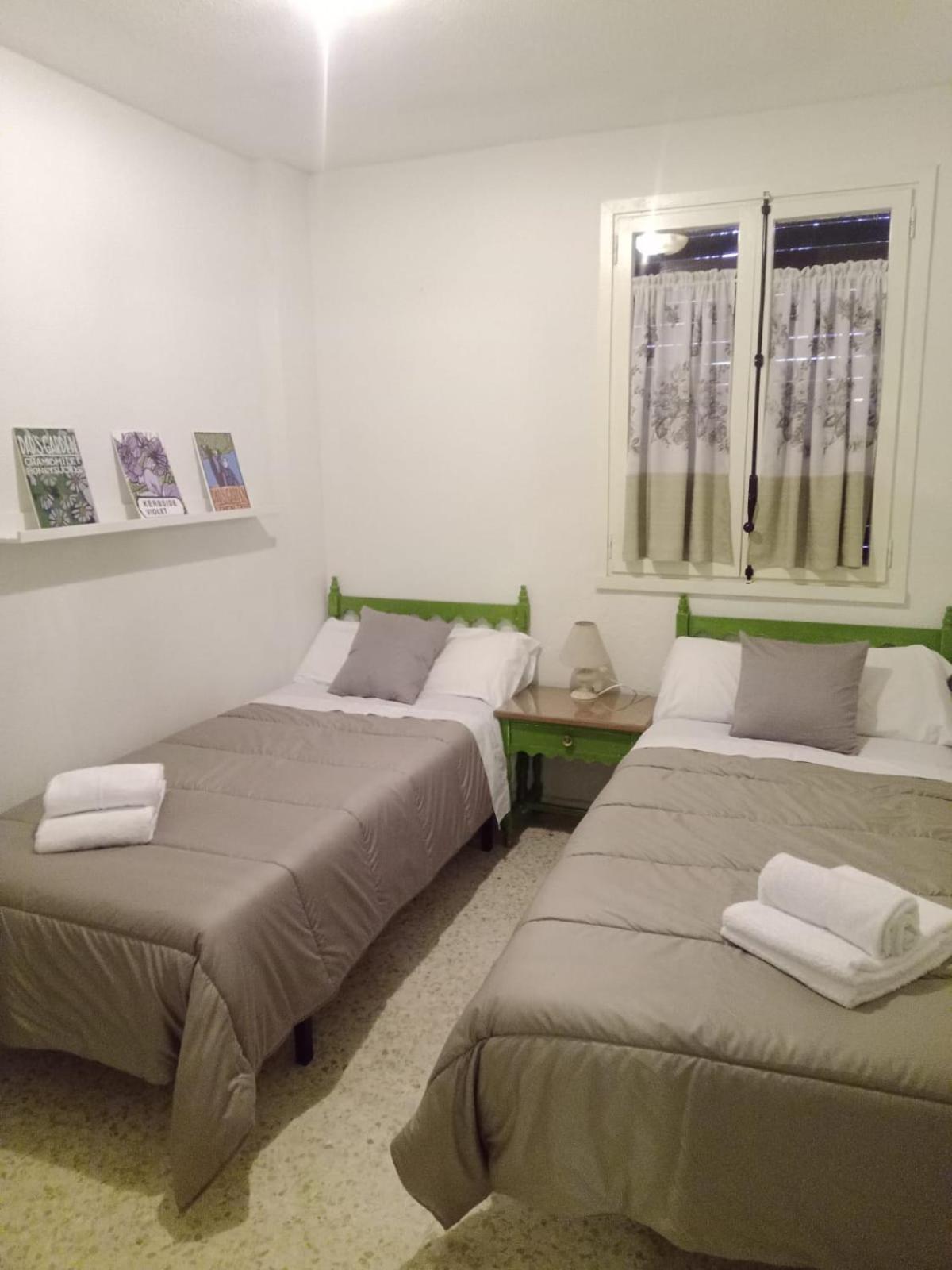 Playa De Madrid Apartment San Martin de Valdeiglesias Bagian luar foto